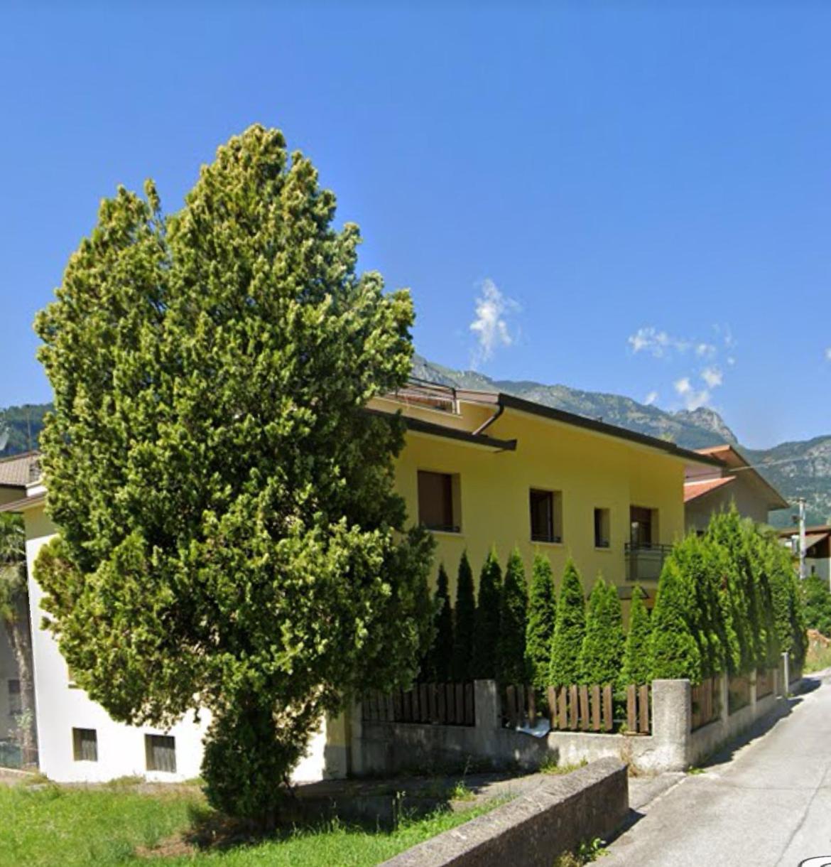 Sunflower Apartment Belluno Esterno foto