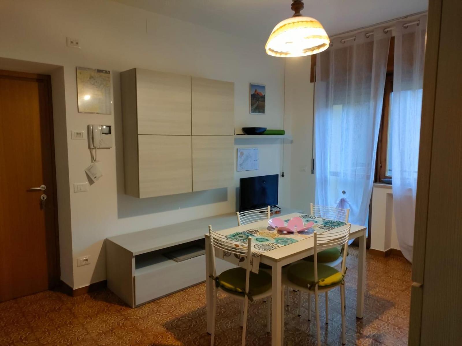 Sunflower Apartment Belluno Esterno foto